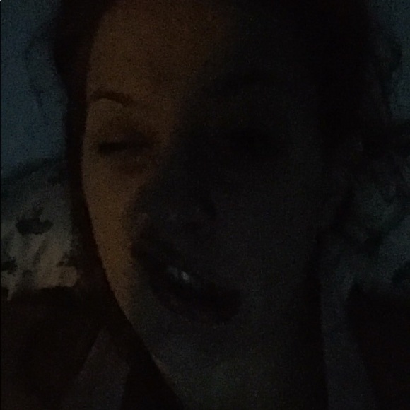 Meet your Posher, Jena - Picture 1 of 1